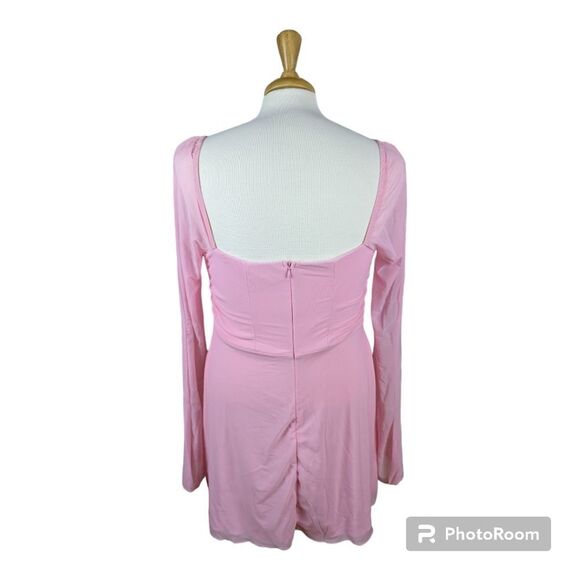 Pink Mini Dress with Tie Front and Bell Sleeve in Size XL - Picture 3 of 6